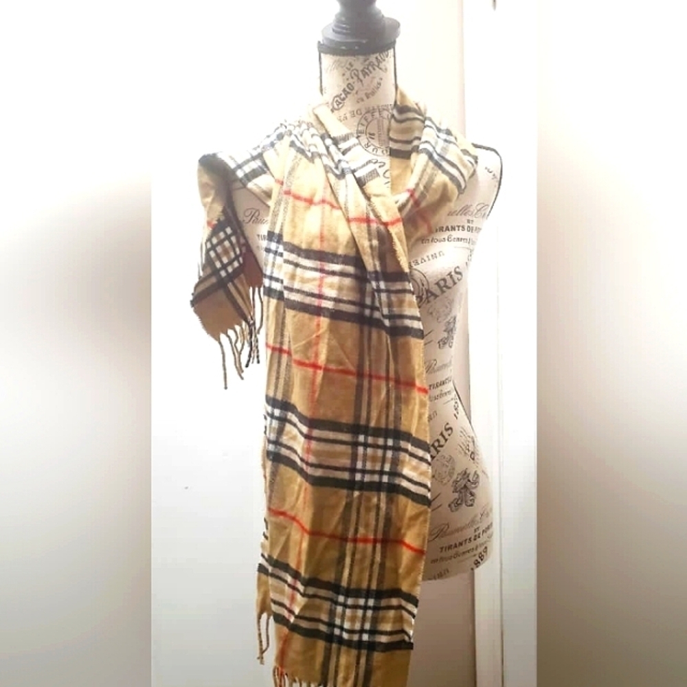 Scarf / Lighter Weight MufflerColor(s):Tonal Khaki / Red / White / Black plaid🌴